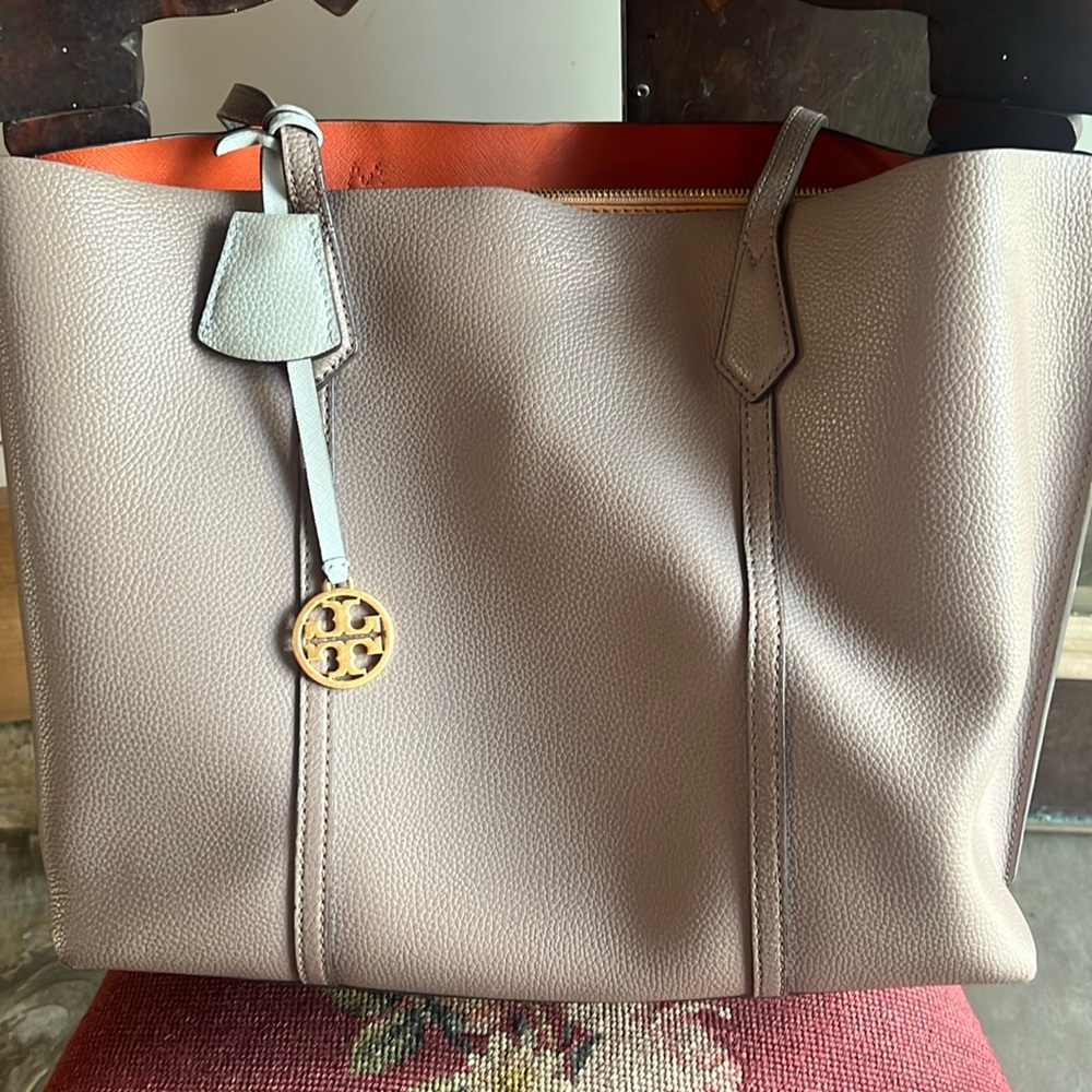 Tory Burch purse in used condition